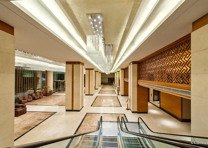 Muong Thanh Luxury Quang Ninh 5*